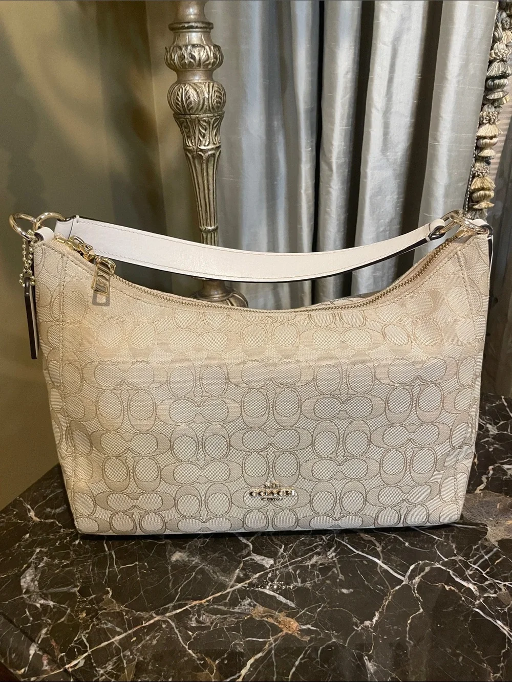 Coach shoulder bag